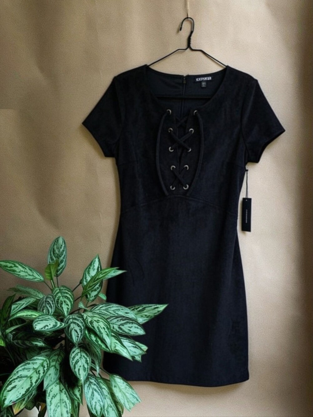Black Lace-Up Short Sleeve Suede Express Dress